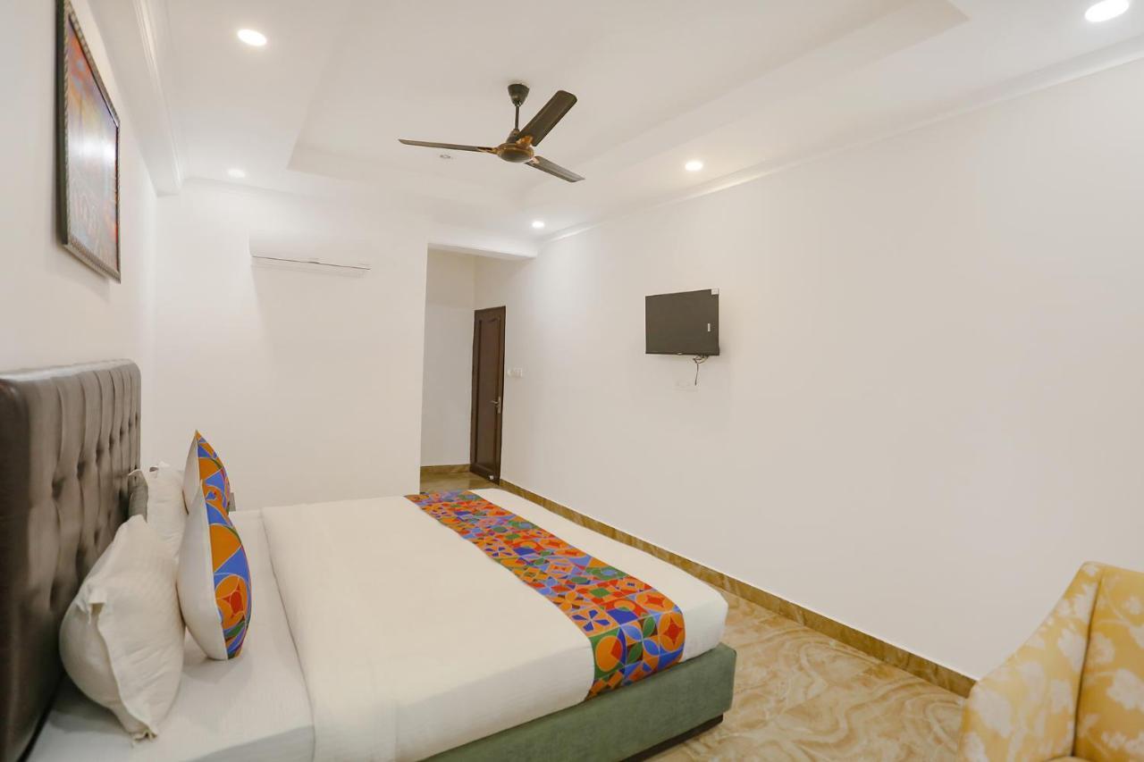 德里 Fabexpress Taj Residency Near Yashobhoomi Convention Centre酒店 外观 照片