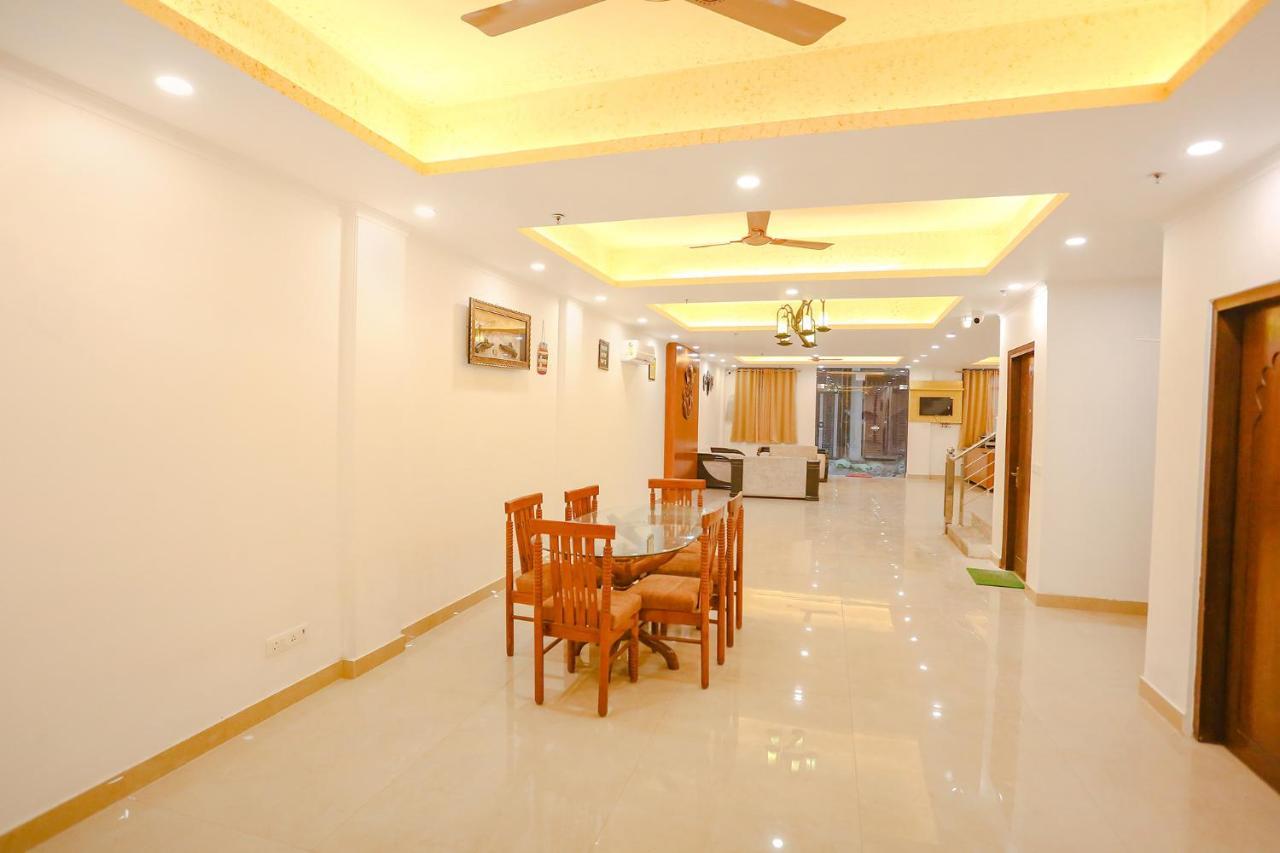 德里 Fabexpress Taj Residency Near Yashobhoomi Convention Centre酒店 外观 照片