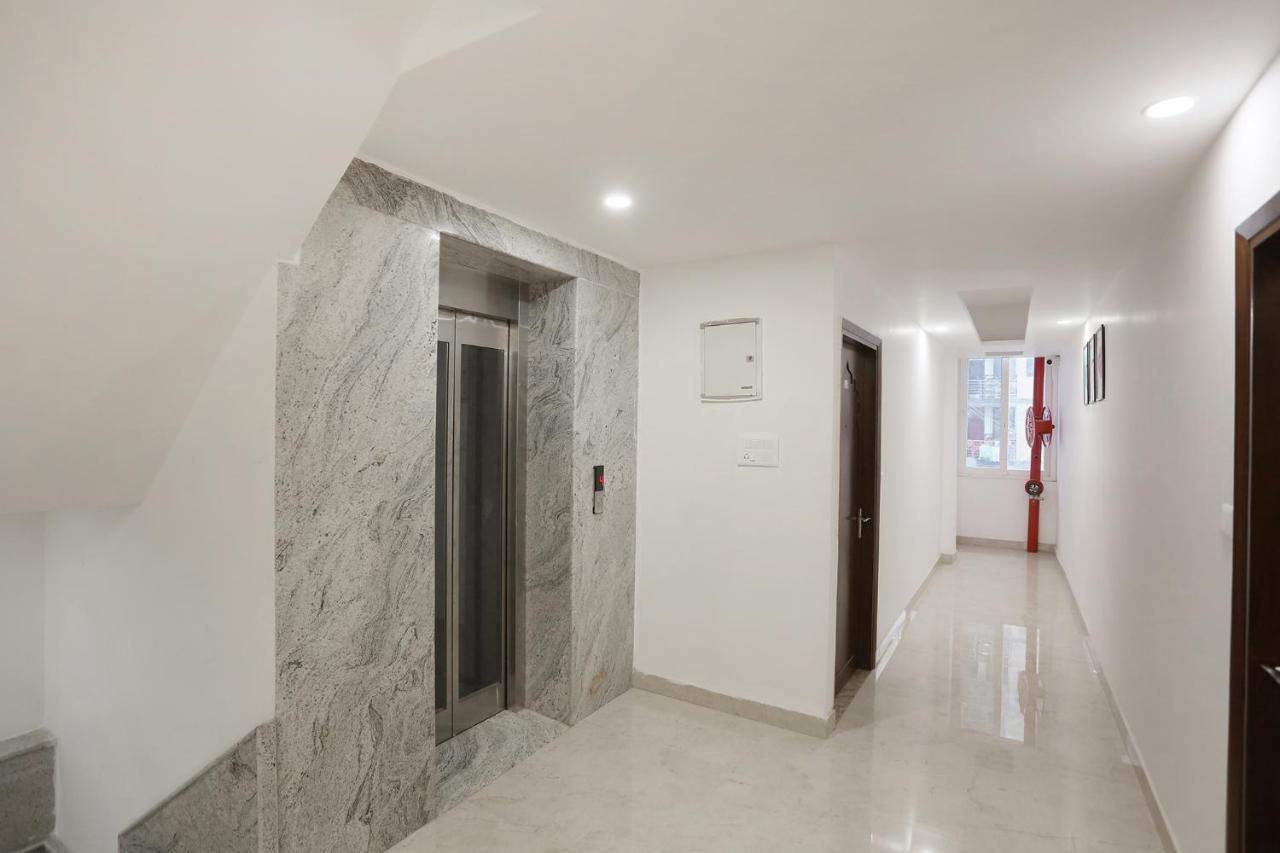 德里 Fabexpress Taj Residency Near Yashobhoomi Convention Centre酒店 外观 照片