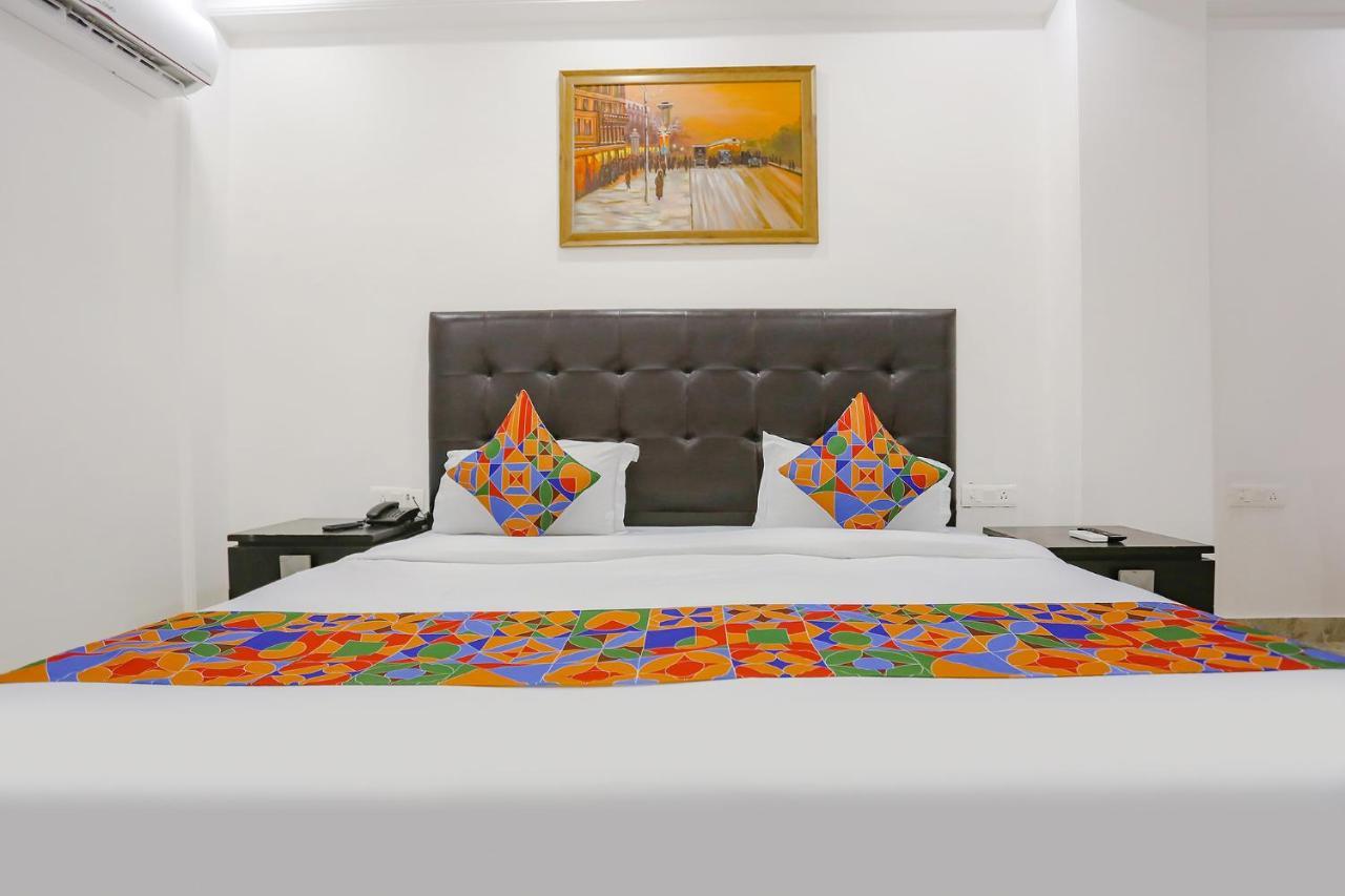 德里 Fabexpress Taj Residency Near Yashobhoomi Convention Centre酒店 外观 照片