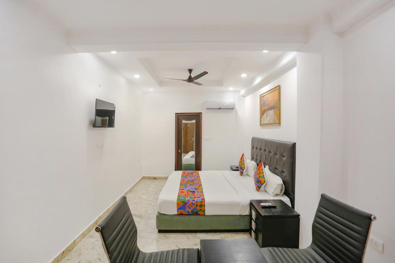 德里 Fabexpress Taj Residency Near Yashobhoomi Convention Centre酒店 外观 照片